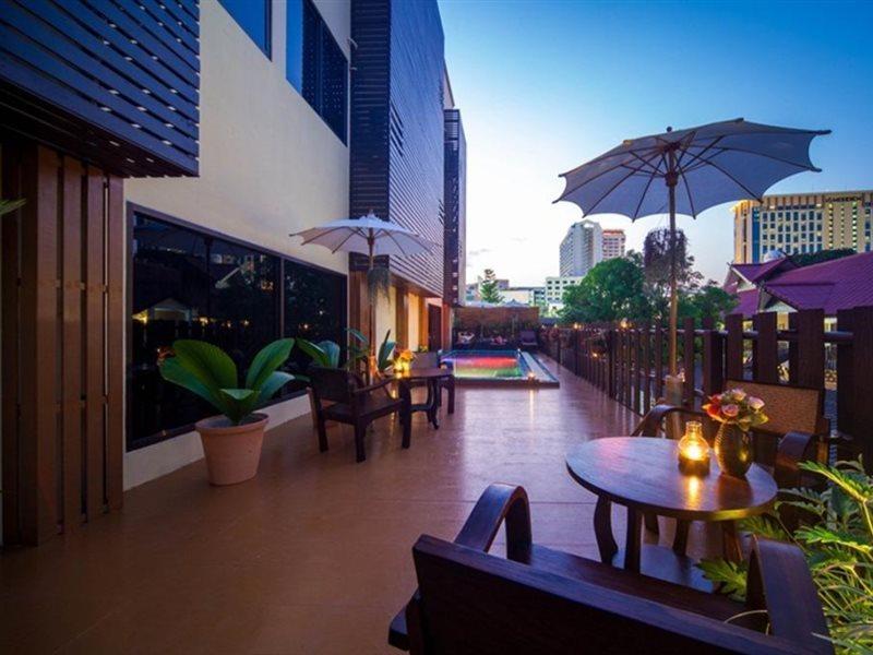 Cm Night Bazaar Boutique Hotel โรงแรม ซี เอ็ม ไนท์บาซาร์ บูทีค - Sha Plus Certified Chiang Mai Exterior photo